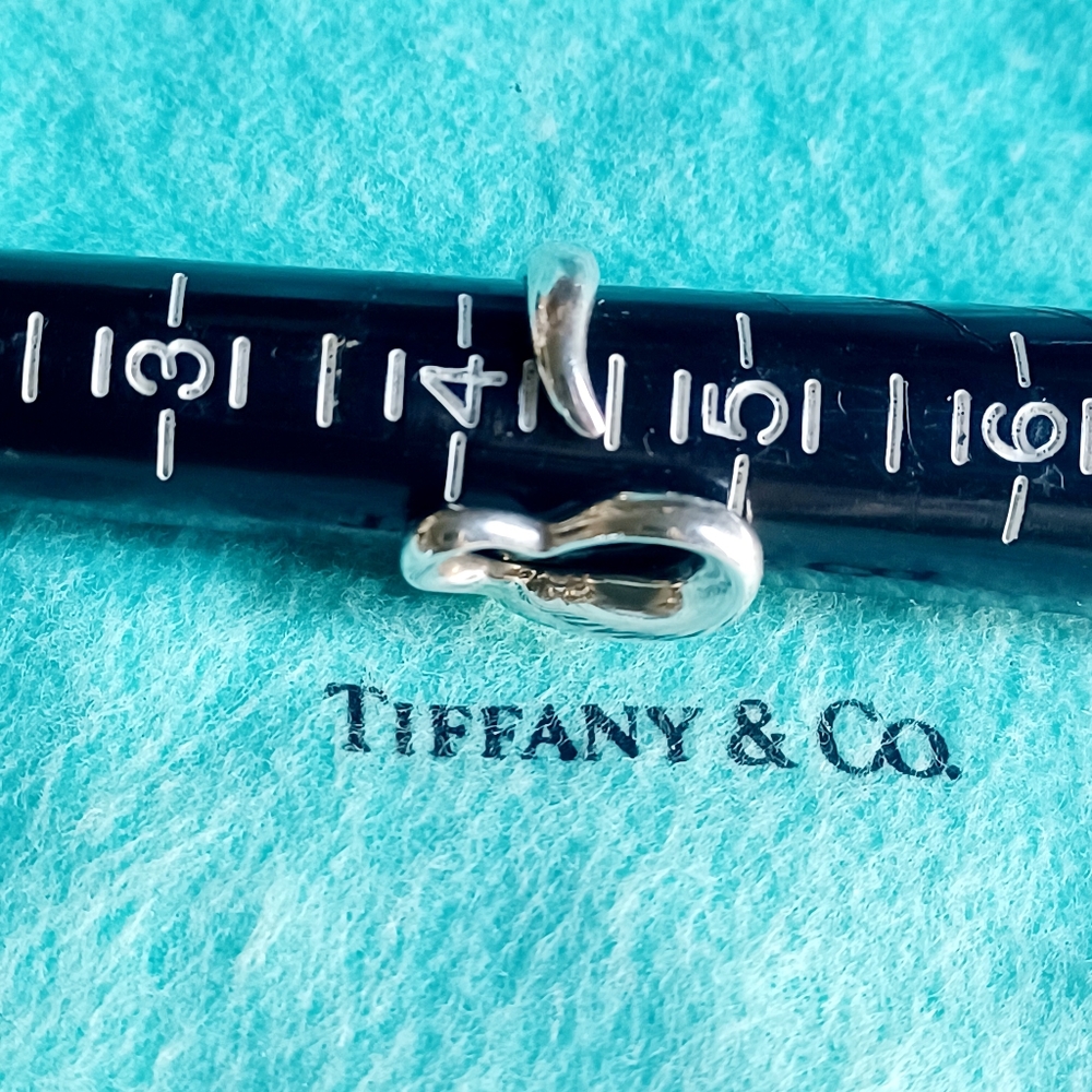 Tiffany & Co Sterling Silver Elsa Peretti Open Heart Ring Size 4.5 - Picture 7 of 8